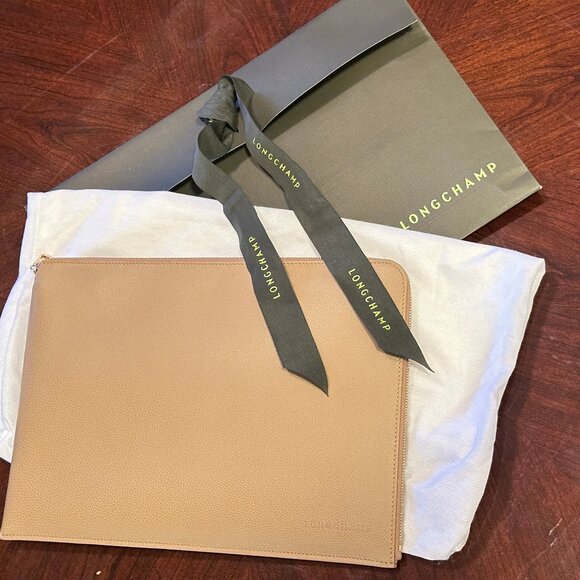 Longchamps Laptop Case -- Leather -- Biscuit color - Picture 1 of 5